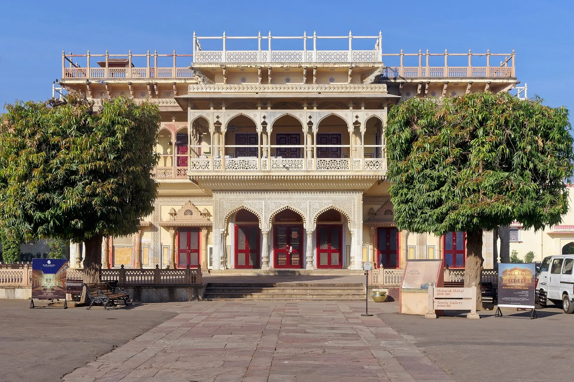 32 Seater Bus for hire with driver in Jaipur