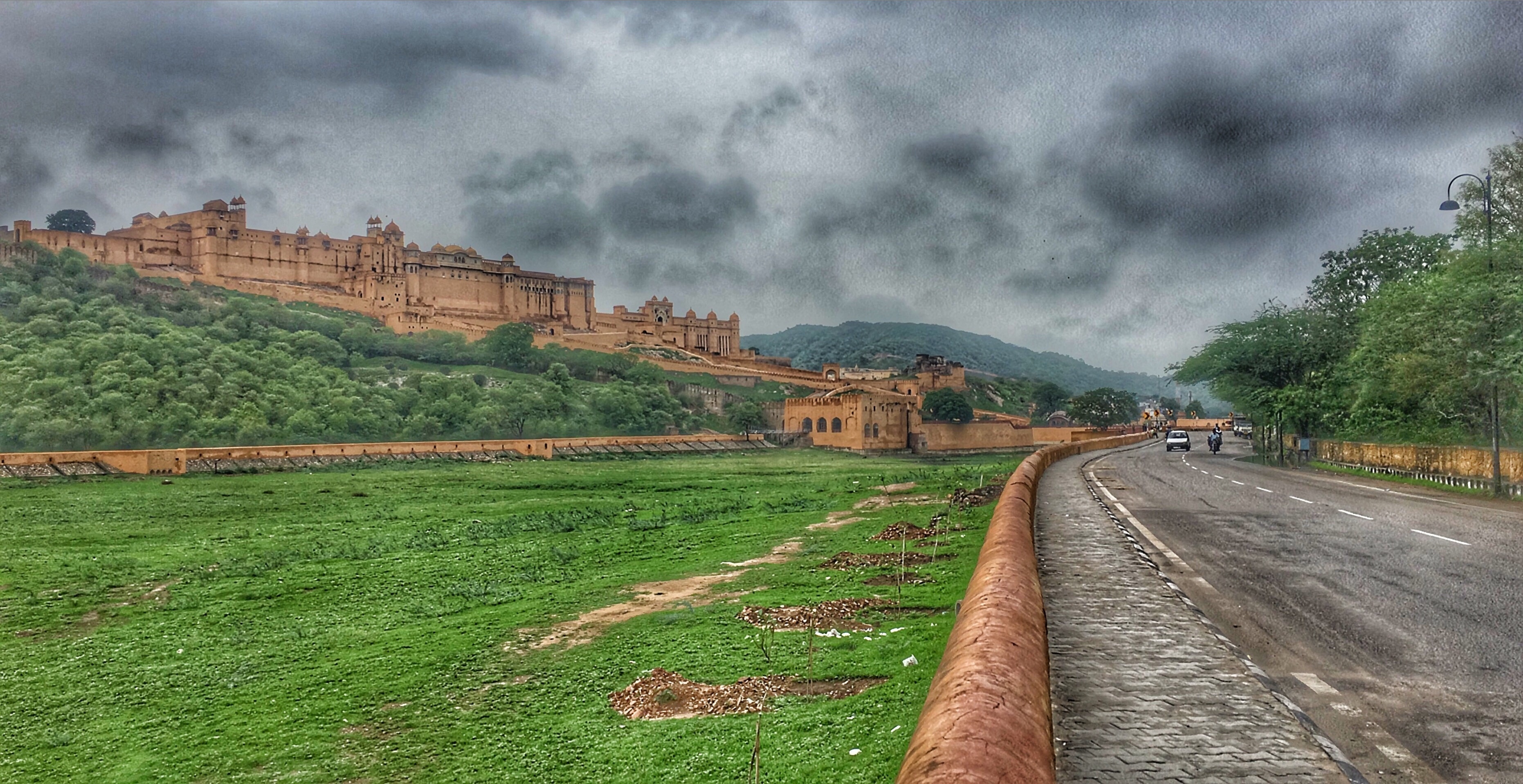 Amer Fort above Maota Lake near Jaipur, Rajasthan