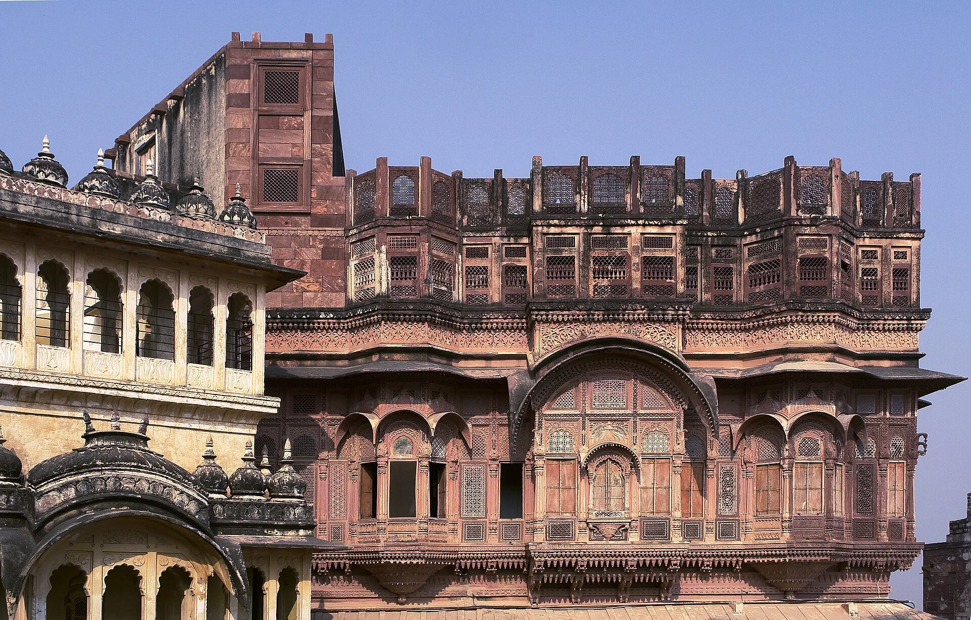 Taxi from Jaipur to Jaisalmer, Rajasthan